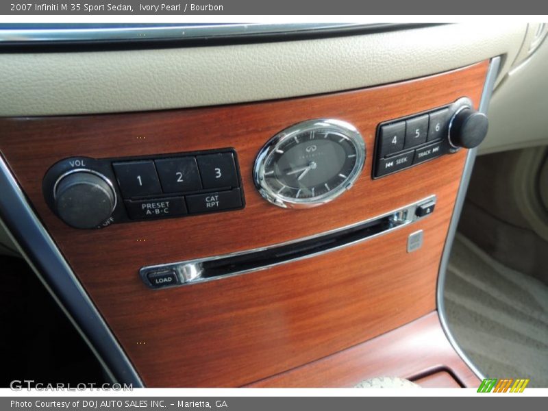 Ivory Pearl / Bourbon 2007 Infiniti M 35 Sport Sedan