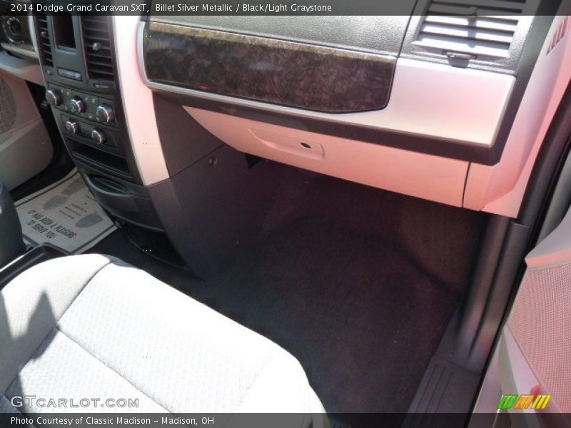 Billet Silver Metallic / Black/Light Graystone 2014 Dodge Grand Caravan SXT