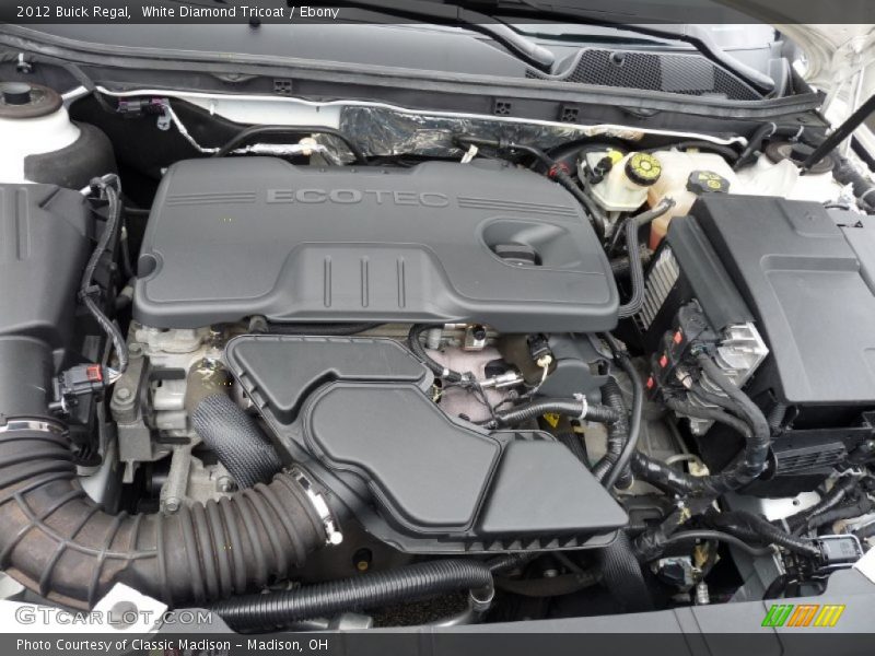 White Diamond Tricoat / Ebony 2012 Buick Regal