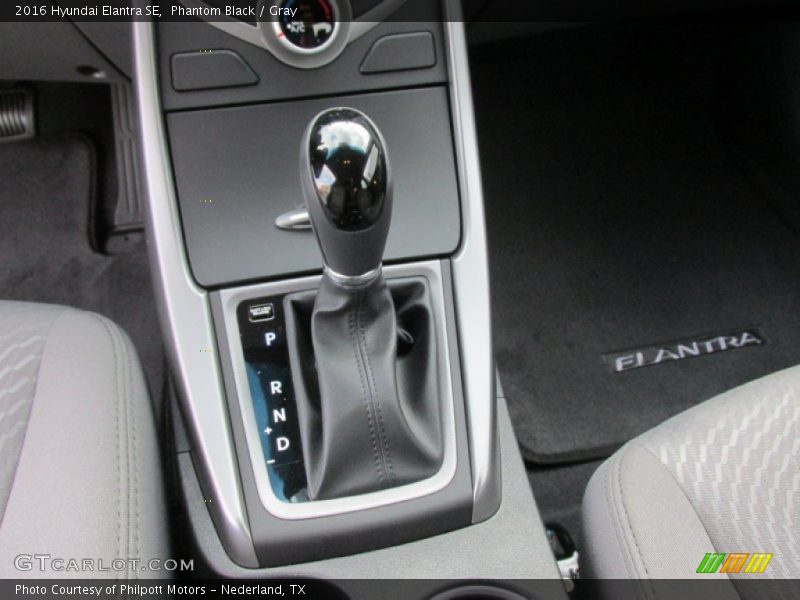 Phantom Black / Gray 2016 Hyundai Elantra SE