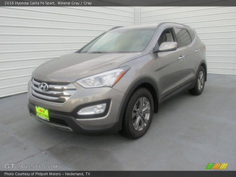 Mineral Gray / Gray 2016 Hyundai Santa Fe Sport