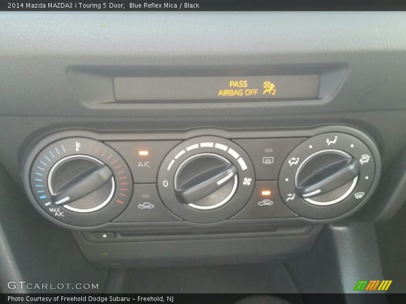Blue Reflex Mica / Black 2014 Mazda MAZDA3 i Touring 5 Door