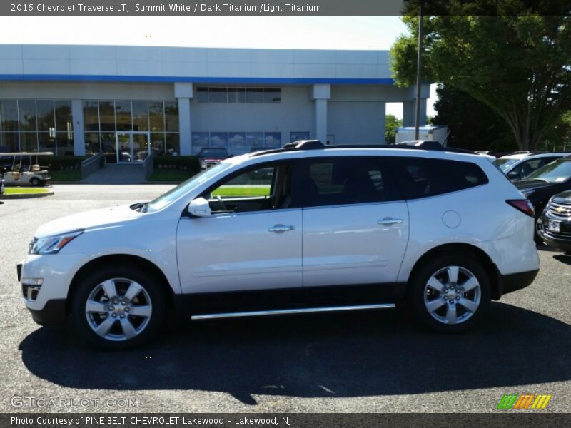 Summit White / Dark Titanium/Light Titanium 2016 Chevrolet Traverse LT