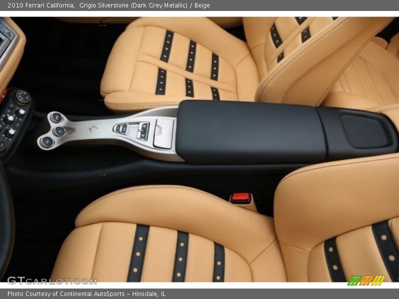 Front Seat of 2010 California 