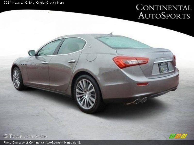 Grigio (Grey) / Nero 2014 Maserati Ghibli