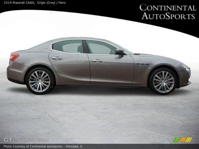 Grigio (Grey) / Nero 2014 Maserati Ghibli