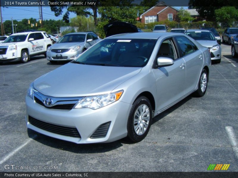 Classic Silver Metallic / Ivory 2014 Toyota Camry LE