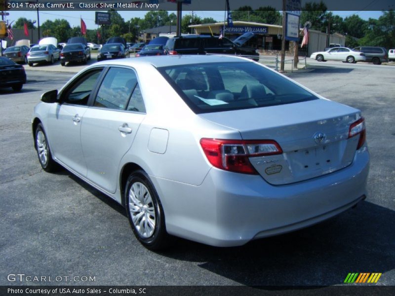 Classic Silver Metallic / Ivory 2014 Toyota Camry LE