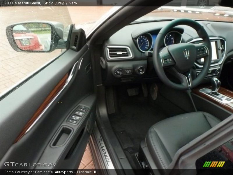 Grigio (Grey) / Nero 2014 Maserati Ghibli