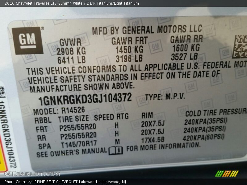 Summit White / Dark Titanium/Light Titanium 2016 Chevrolet Traverse LT