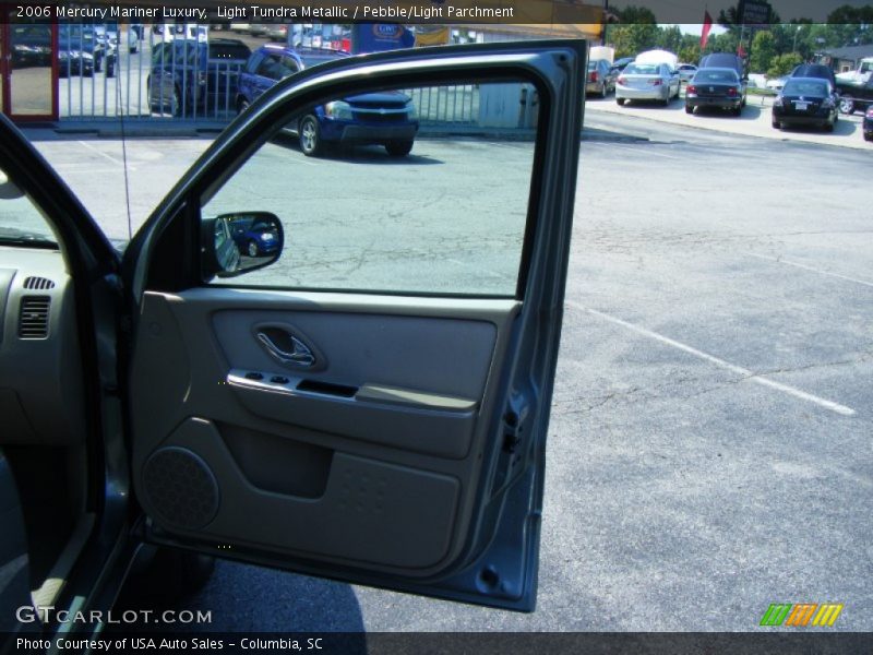 Light Tundra Metallic / Pebble/Light Parchment 2006 Mercury Mariner Luxury