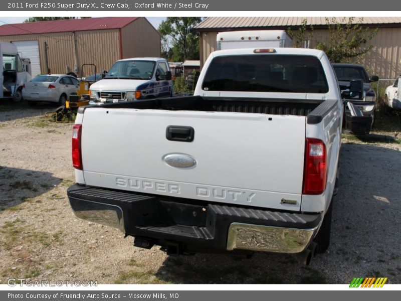 Oxford White / Steel Gray 2011 Ford F250 Super Duty XL Crew Cab