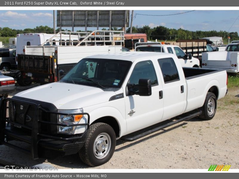 Oxford White / Steel Gray 2011 Ford F250 Super Duty XL Crew Cab