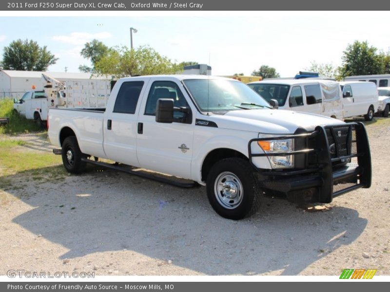 Oxford White / Steel Gray 2011 Ford F250 Super Duty XL Crew Cab