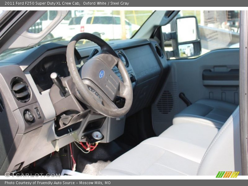 Oxford White / Steel Gray 2011 Ford F250 Super Duty XL Crew Cab