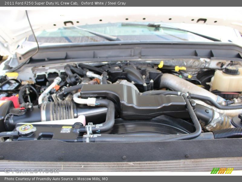 Oxford White / Steel Gray 2011 Ford F250 Super Duty XL Crew Cab