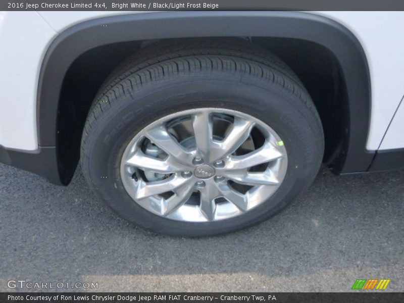 Bright White / Black/Light Frost Beige 2016 Jeep Cherokee Limited 4x4