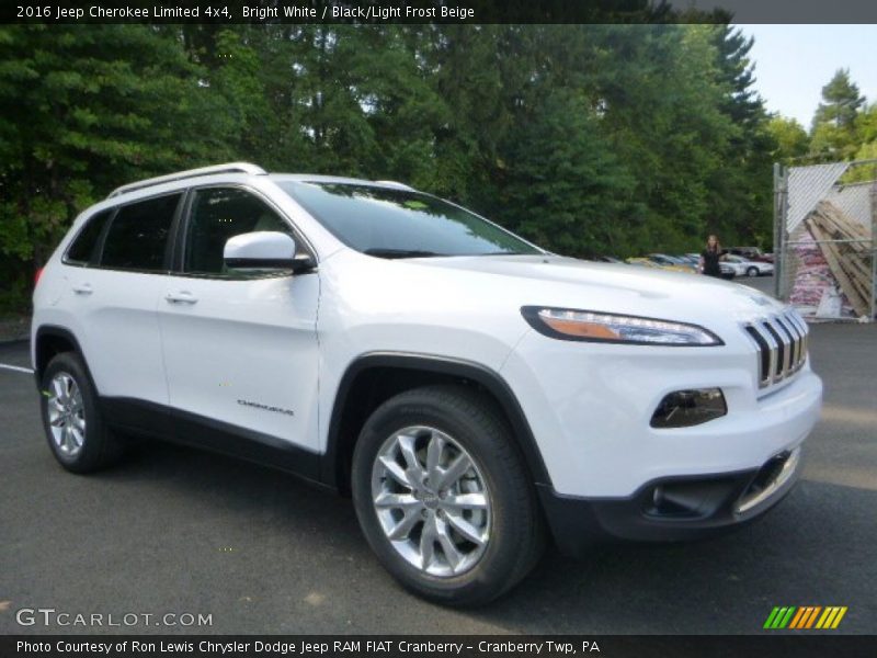 Bright White / Black/Light Frost Beige 2016 Jeep Cherokee Limited 4x4