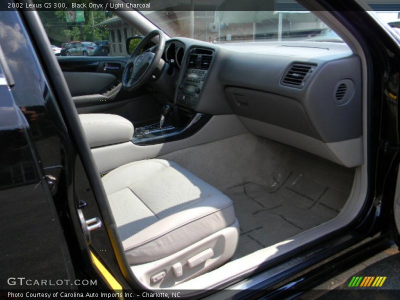Black Onyx / Light Charcoal 2002 Lexus GS 300
