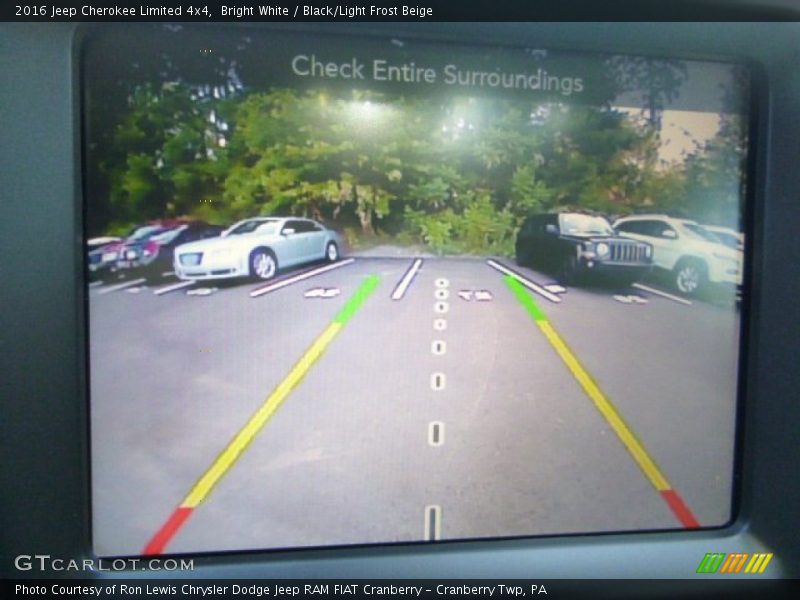 Bright White / Black/Light Frost Beige 2016 Jeep Cherokee Limited 4x4