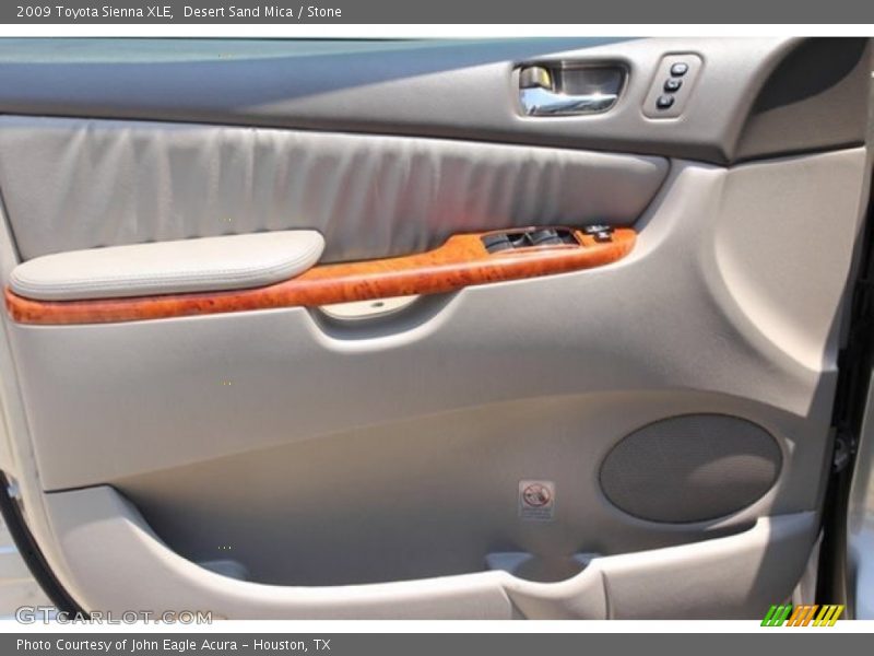 Desert Sand Mica / Stone 2009 Toyota Sienna XLE