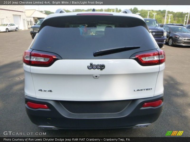 Bright White / Black/Light Frost Beige 2016 Jeep Cherokee Limited 4x4