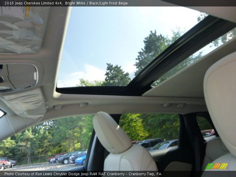 Bright White / Black/Light Frost Beige 2016 Jeep Cherokee Limited 4x4