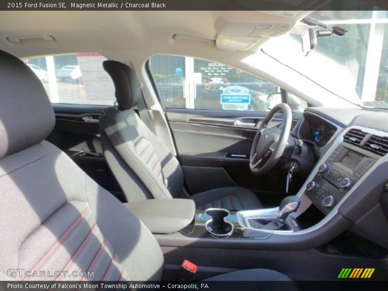 Magnetic Metallic / Charcoal Black 2015 Ford Fusion SE