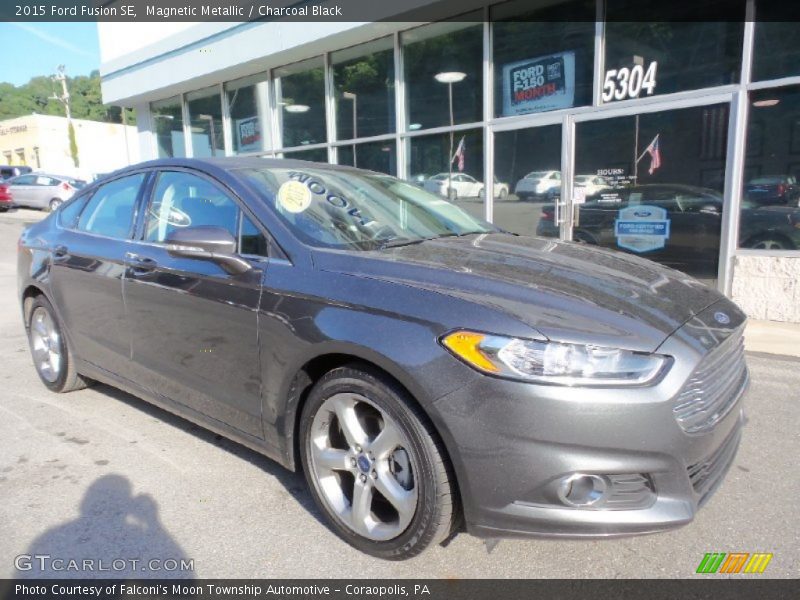 Magnetic Metallic / Charcoal Black 2015 Ford Fusion SE