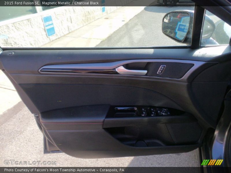 Magnetic Metallic / Charcoal Black 2015 Ford Fusion SE
