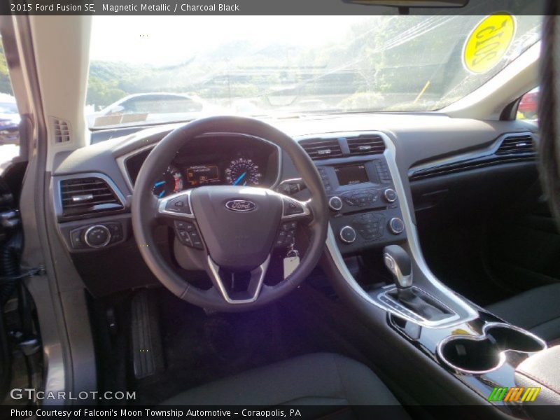 Magnetic Metallic / Charcoal Black 2015 Ford Fusion SE