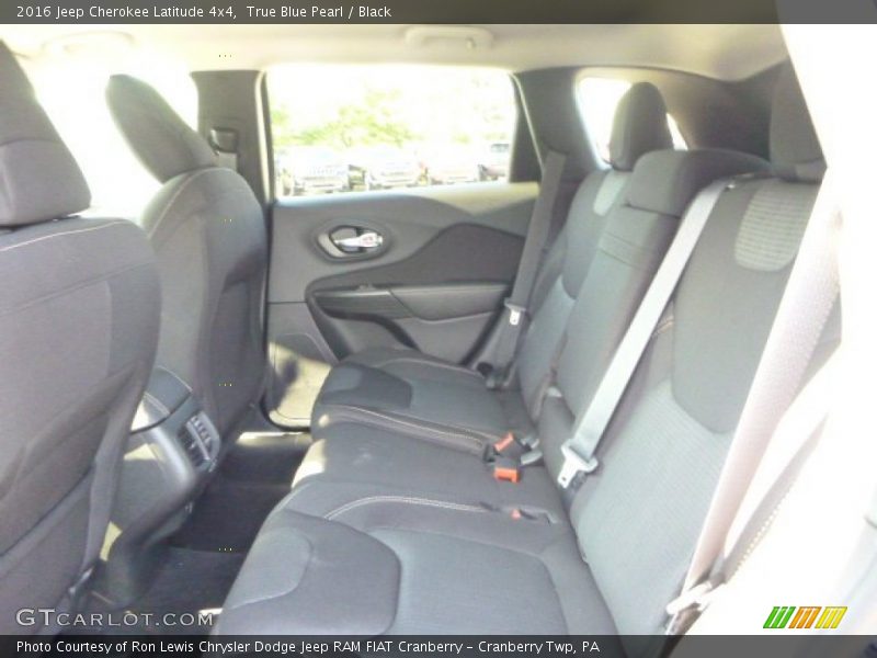 True Blue Pearl / Black 2016 Jeep Cherokee Latitude 4x4