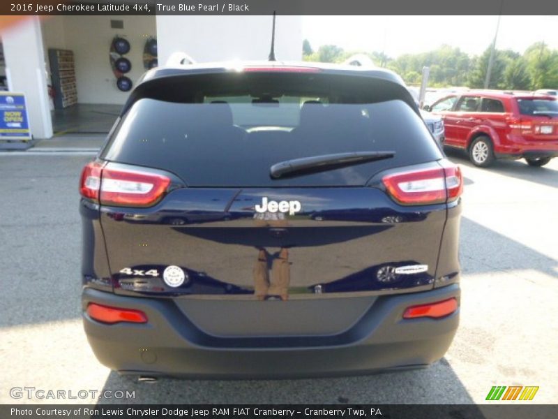 True Blue Pearl / Black 2016 Jeep Cherokee Latitude 4x4