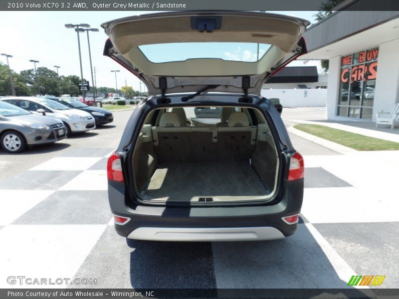 Oyster Grey Metallic / Sandstone 2010 Volvo XC70 3.2 AWD