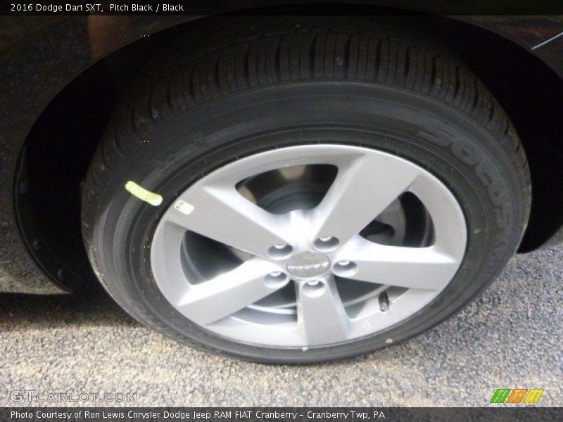 Pitch Black / Black 2016 Dodge Dart SXT