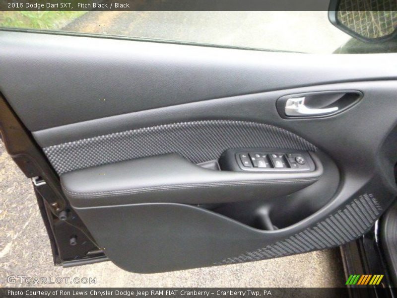 Pitch Black / Black 2016 Dodge Dart SXT