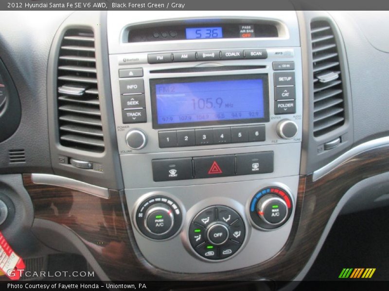 Black Forest Green / Gray 2012 Hyundai Santa Fe SE V6 AWD
