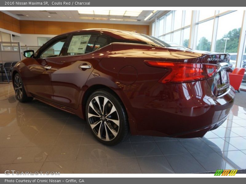 Coulis Red / Charcoal 2016 Nissan Maxima SR