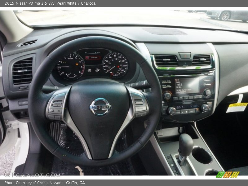 Pearl White / Charcoal 2015 Nissan Altima 2.5 SV