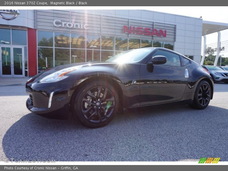 Magnetic Black / Black 2016 Nissan 370Z Coupe