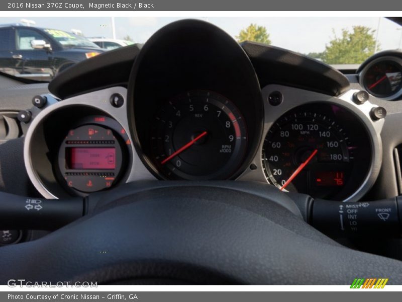 Magnetic Black / Black 2016 Nissan 370Z Coupe