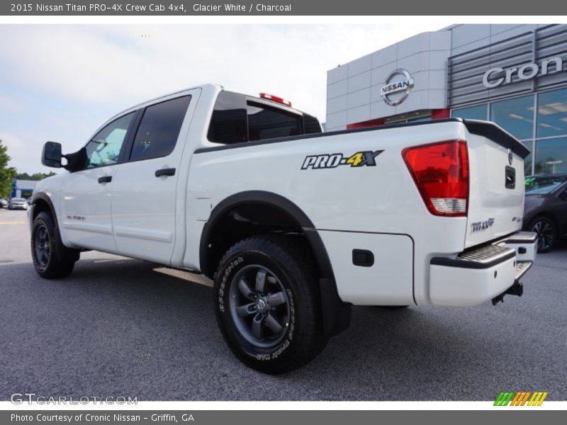 Glacier White / Charcoal 2015 Nissan Titan PRO-4X Crew Cab 4x4