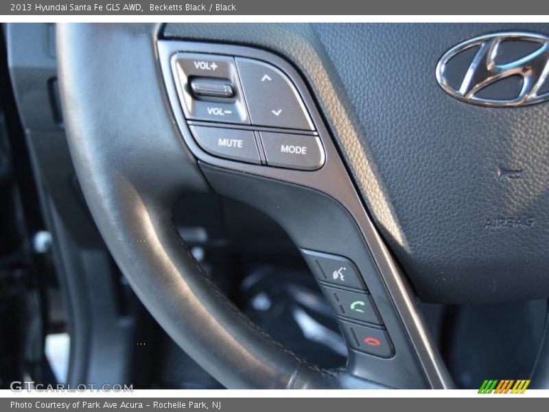 Becketts Black / Black 2013 Hyundai Santa Fe GLS AWD