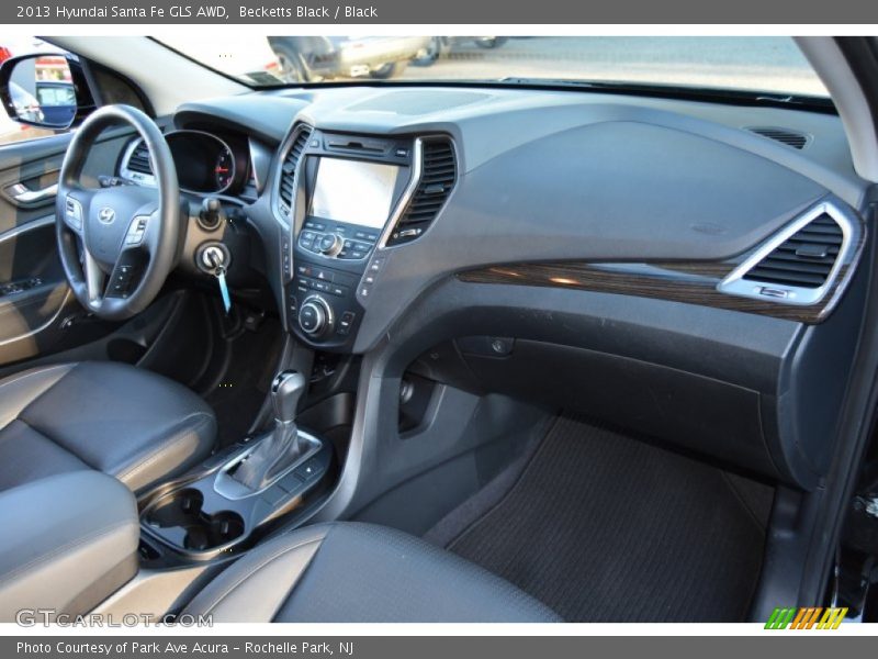 Becketts Black / Black 2013 Hyundai Santa Fe GLS AWD