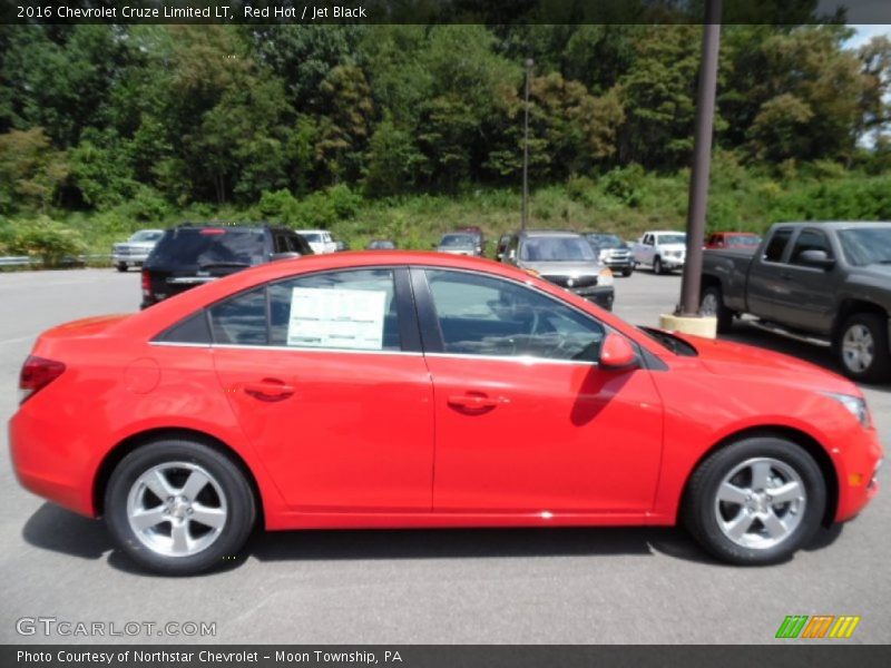 Red Hot / Jet Black 2016 Chevrolet Cruze Limited LT