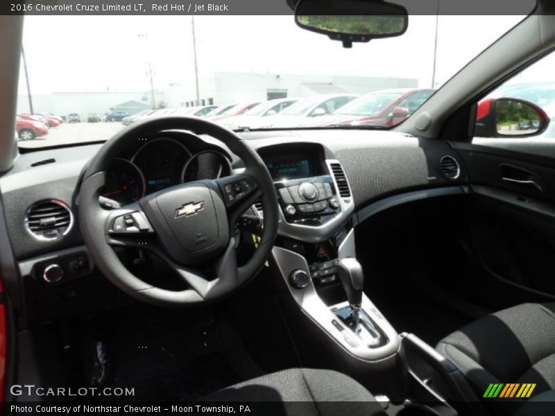 Red Hot / Jet Black 2016 Chevrolet Cruze Limited LT