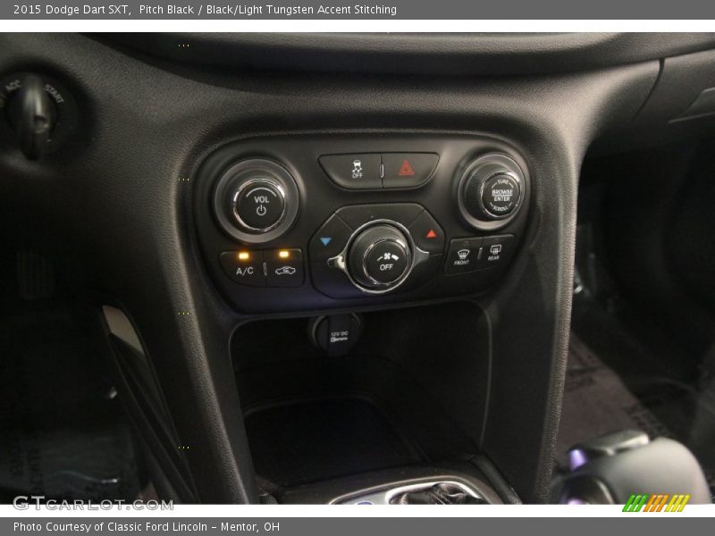 Pitch Black / Black/Light Tungsten Accent Stitching 2015 Dodge Dart SXT