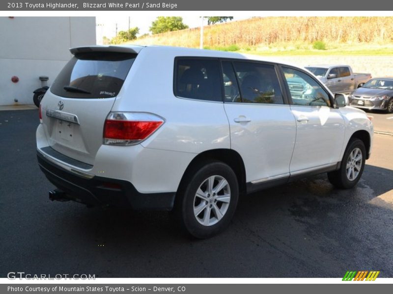 Blizzard White Pearl / Sand Beige 2013 Toyota Highlander