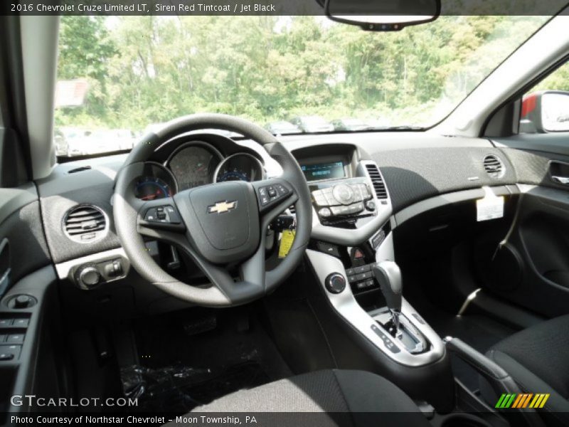 Siren Red Tintcoat / Jet Black 2016 Chevrolet Cruze Limited LT