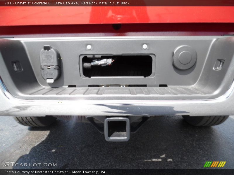 Red Rock Metallic / Jet Black 2016 Chevrolet Colorado LT Crew Cab 4x4